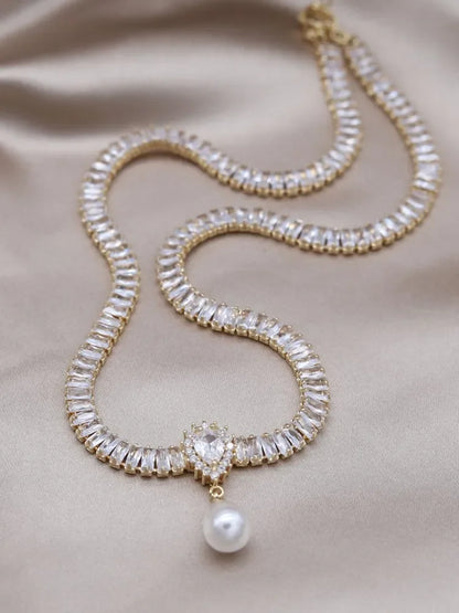 Korean hot selling fashion jewelry, copper inlaid zircon, luxury shiny necklace sexy ladies party necklace