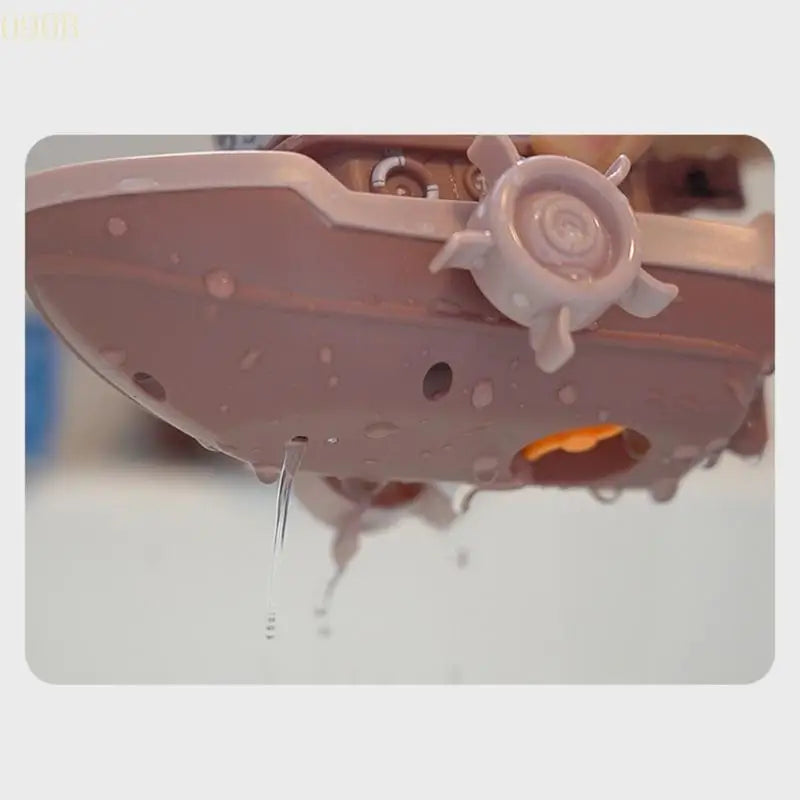 090B Bathtub Toy for Babies Lovely Cartoon Clockwork Float Cartoon Ship Boat Little Cruise Ship Interesting Clockwork Toy