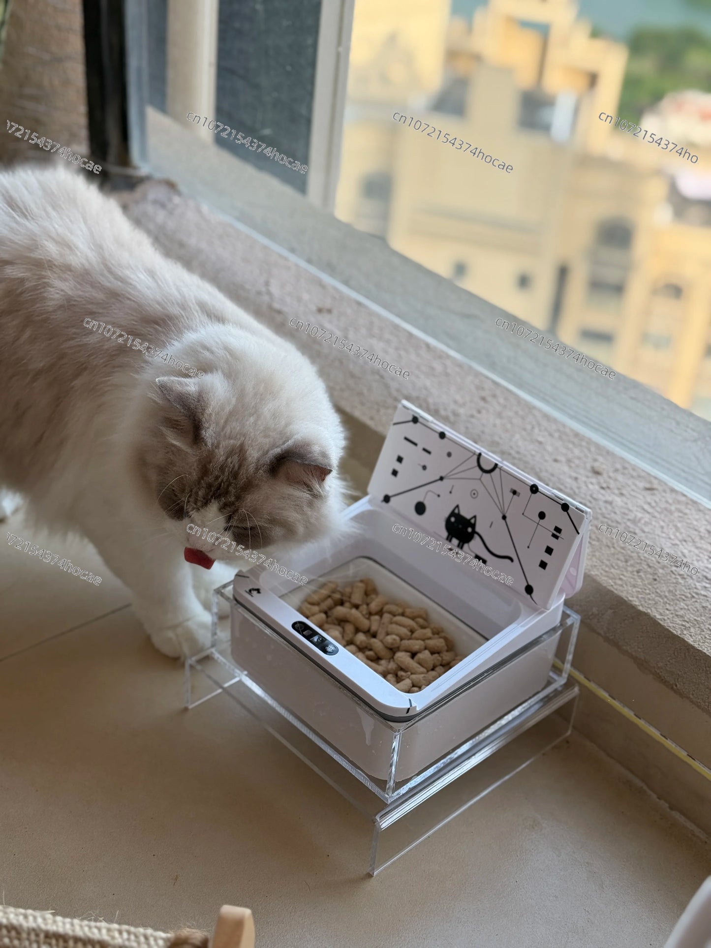 Smart Automatic Pet Feeder With RFID Sensor, Elevated Base, and 650ml Capacity for Wet & Dry Food