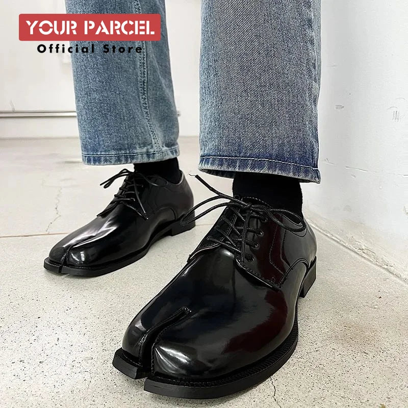 Horseshoe split toe couple leather shoes, Tabi shoes square toe cap unisex original design new Korean personality trend