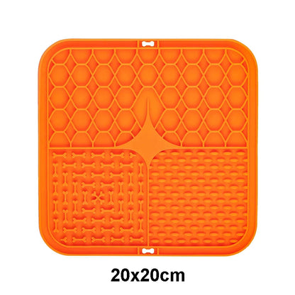 Pet Lick Silicone Mat Dogs Pet Slow Food Plate for Dog Bathing Distraction Silicone Dog Sucker Food Training Dog Feeder Supplies