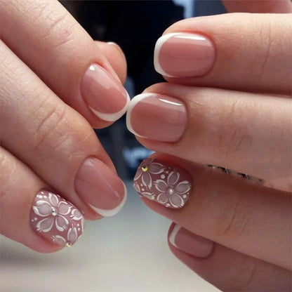 Pink French Style False Nails White Flower Printed Short Square Head Press on Nails Simple Wearable Artificial Nails Art 24Pcs