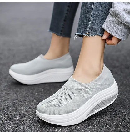 2024 Sneakers Shoes Women Footwear Platform Sneakers Trainers Shoes Ladies Loafers Chunky Sneakers Slip On Mujer Shoes Woman