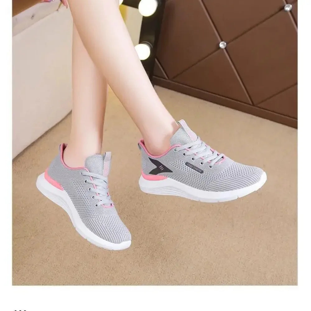 Women's sneakers 2025 new spring and summer fashion versatile soft sole lightweight casual running shoes for children