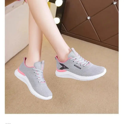Women's sneakers 2025 new spring and summer fashion versatile soft sole lightweight casual running shoes for children