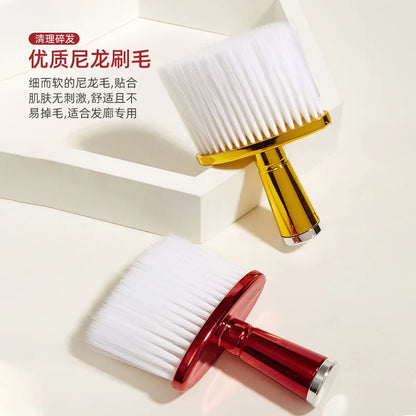 Hairdresser Uses A Brush To Beautify Hair, Nylon Soft Bristle Brush To Sweep Hair, Clean Hair, and Brush Hair Fragments. Home Ha