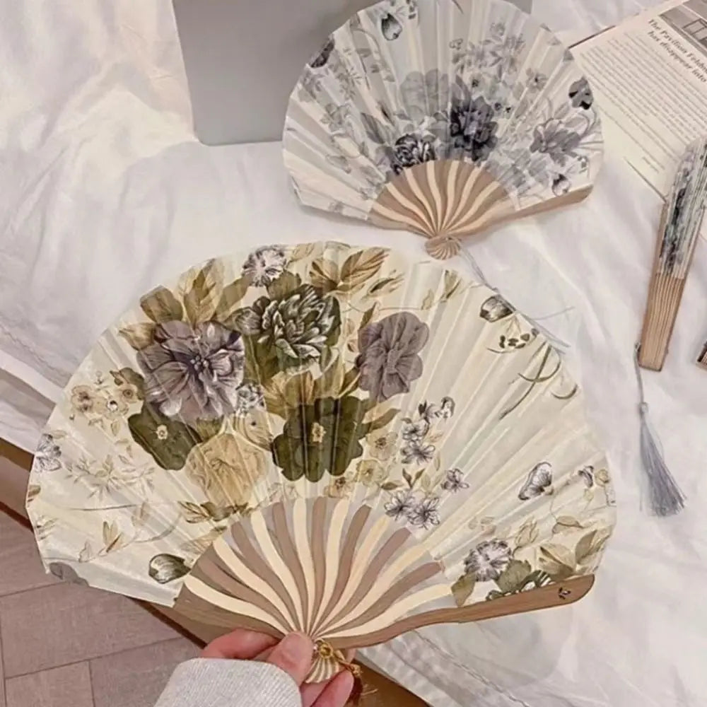 Portable Hand Fold Fan New Chinese Style Dance Props Retro Shell Fan Woman Men Bamboo Wood Silk Flower Folding Fan
