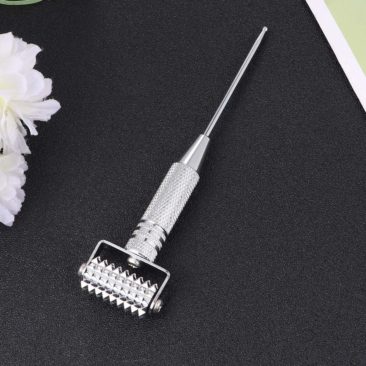 Multifunction Face Roller Painless Micropin Skincare Manual Massager Arms Neck Massage Roller Ear Acupoints Probe Beauty Tool