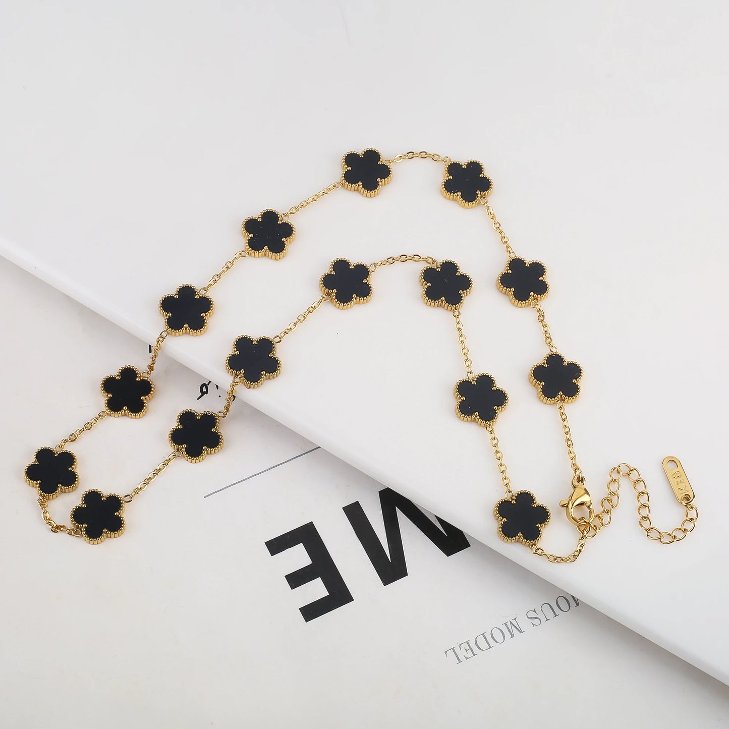 High Quality Hot Selling Plum Blossom Plant Five Leaf Flower Sweater Chain Bracelet Necklace Jewelry Set Stainless Steel Women's