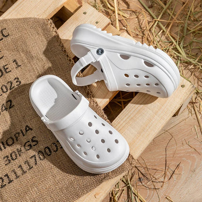 Women Clogs 2024 New Arrival Thick Platform Sandals Comfortable Fashion Slippers Summer Beach Slides
