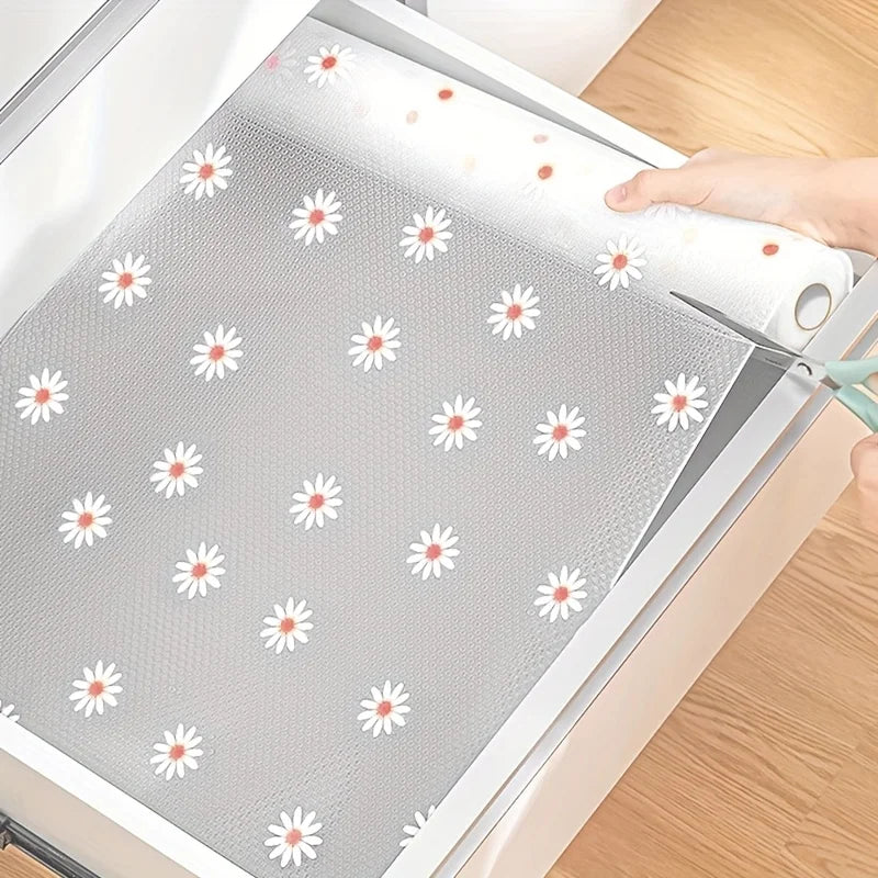 1 Roll Daisy Shelf Liner Kitchen Cabinet Pad Paper Non-Slip Refrigerator Liner Waterproof Fridge Pad Cupboard Mat Drawer Liner