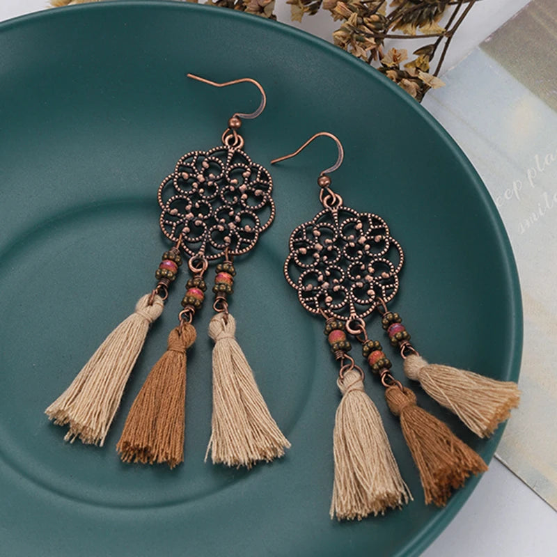 Bohemian Brown Geometric Fringe Earrings for Women Vintage Hollow Flower Beads Tassel Earrings Girls Party Jewelry Gifts