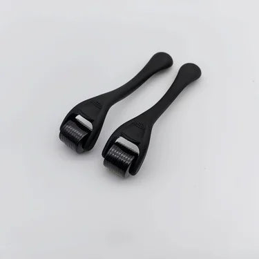 0.25mm Titanium 540 Microneedle Derma Roller for Face Hair Beard Matte Black Handle 540 Microneedle Roller
