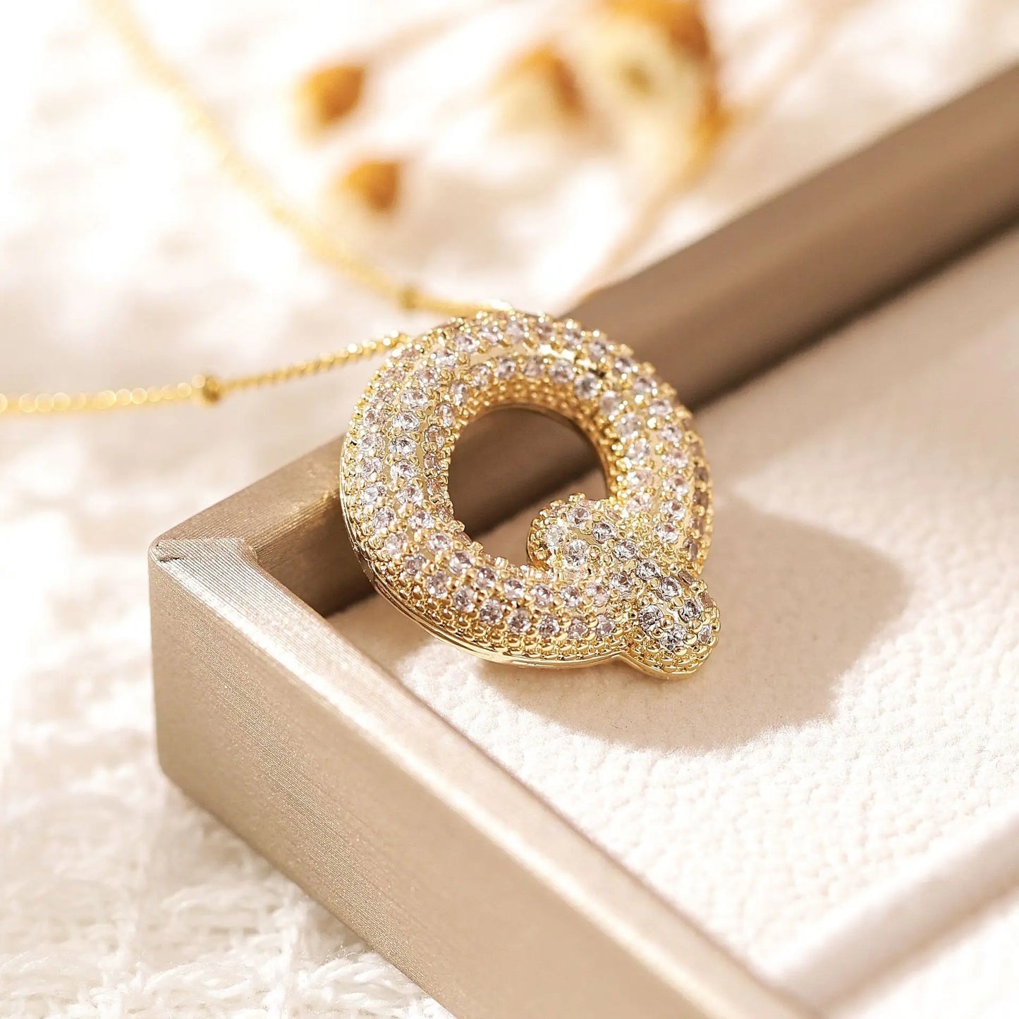 RAKOL Exquisite Copper Gold-plated Zircon Pendant American Minimalist Collarbone Chain 26 A-Z Balloon Letter Necklace For Women