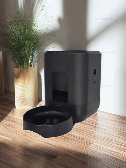 Smart Pet Feeder 2L Automatic Wifi Enabled Dry Food Dispenser for Cat Dog Home Use App Control Pet Supplies Auto Feeding System.