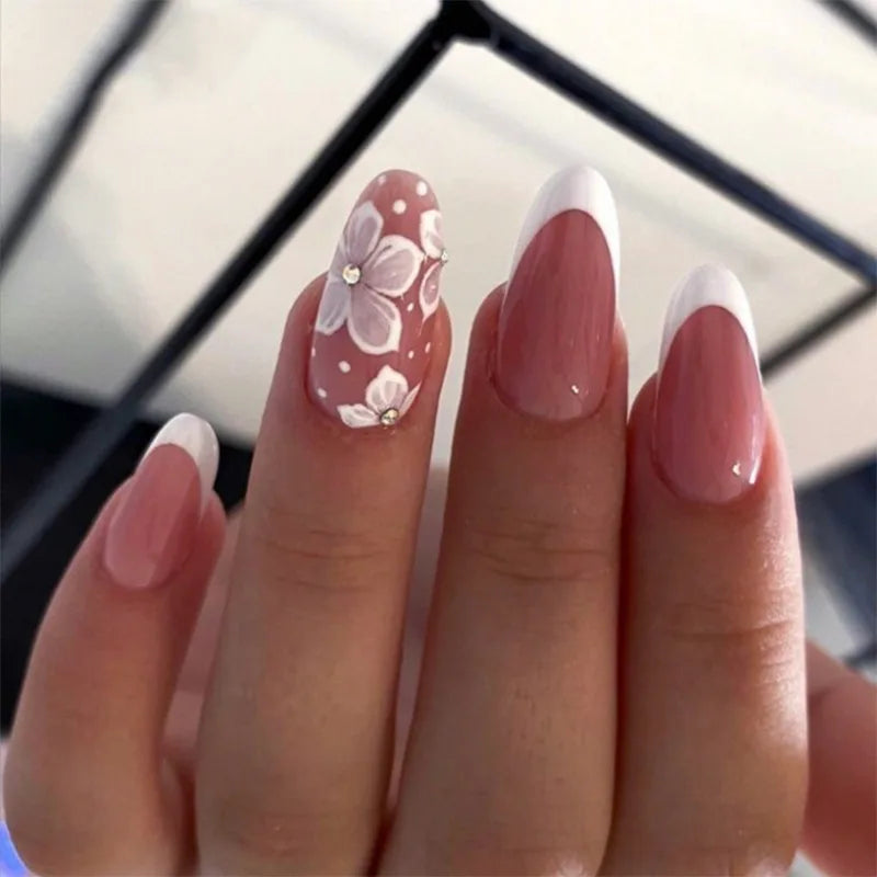 Pink French Style False Nails White Flower Printed Short Square Head Press on Nails Simple Wearable Artificial Nails Art 24Pcs