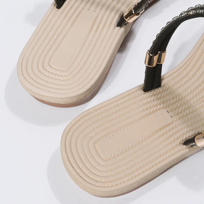 Flip-flops women 2024 summer new two-wear beach sandals European and American rhinestones soft soles flat slippers