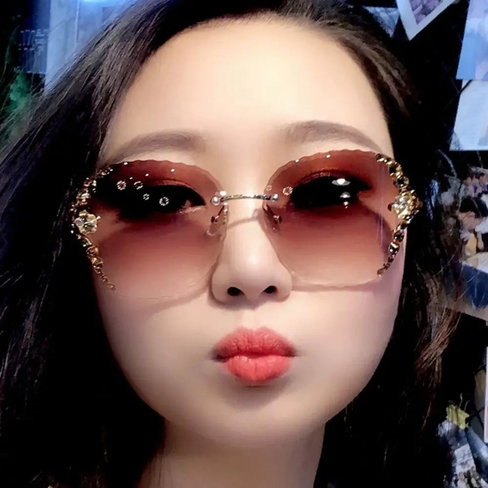 Rhinestone Decoration Retro Sunglasses Sun-Protective Korean Driving Glasses Travel Accessories Frameless Eyewear