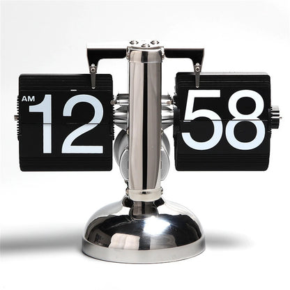 A Flipping Clock with Page Turning Automatically for Modern Home Decoration Full of Sense of Technology Retro Table Clock