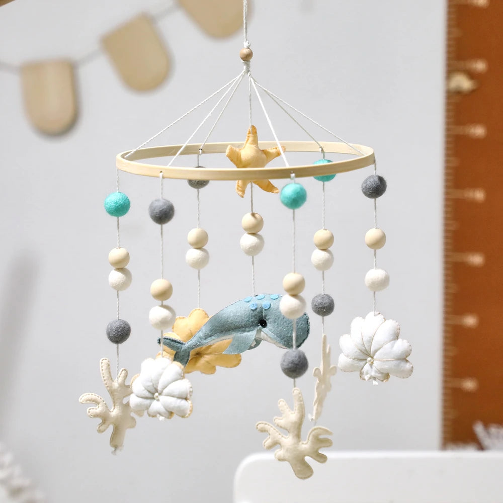 Baby Crib Mobiles Rattle Toy 0-12Months Soft Felt Whale Ball Bed Bell Newborn Music Box Bed Bell Crib Hanging Toys Infant Toys