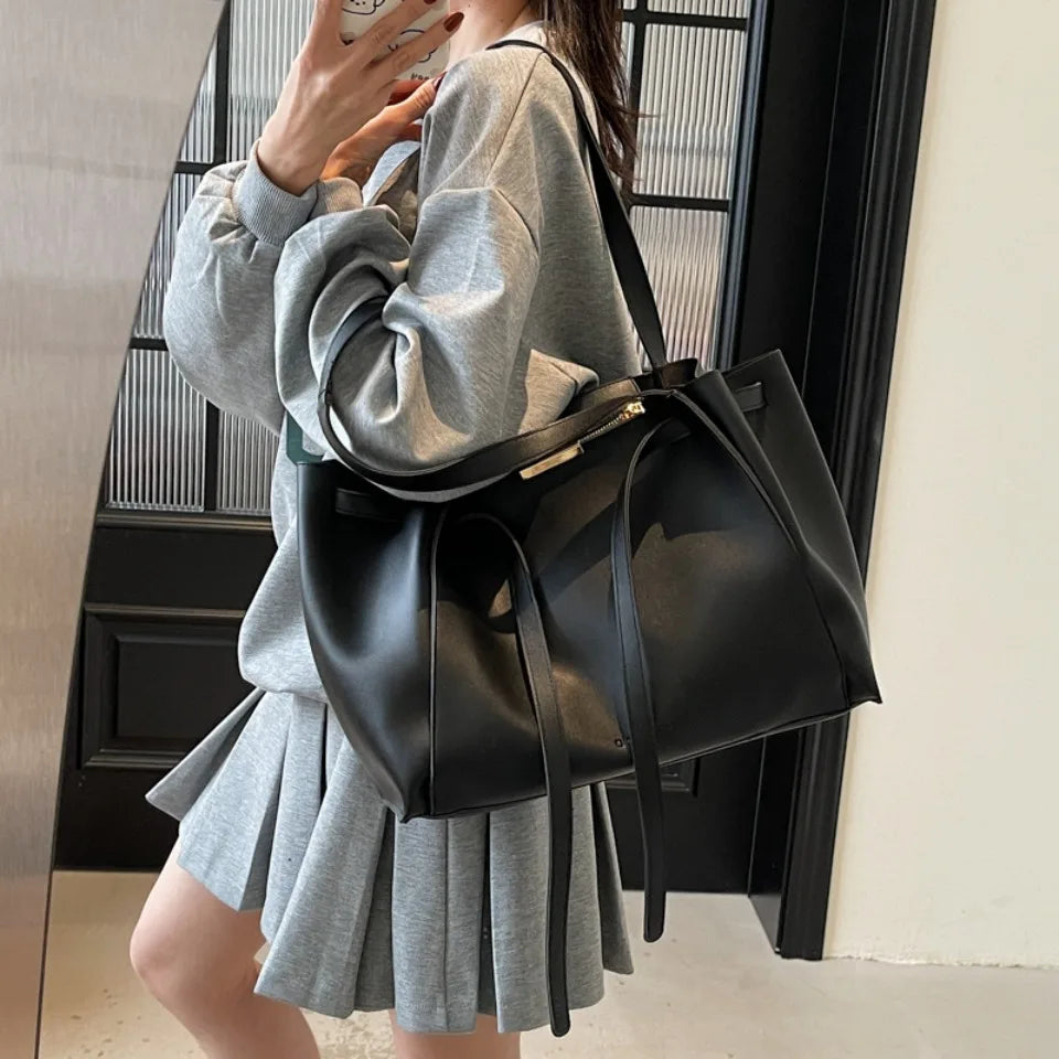Big Shoulder Hand Commuting Bags for Women Large Capacity Drawstring Bucket Shopping Totes Top-Handle Bag 2025 Latest Handbags