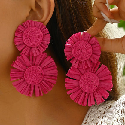 Bohemian A Pair of Bold Sunflower Hand-Woven Raffia Earrings in A Variety of Colors Suitable for Beach Vacation Balls