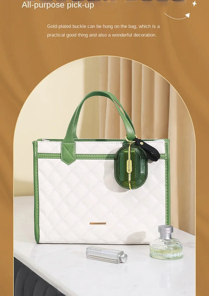 Mini Portable Lint Applicator Roller Can Be Torn To Replace Paper on The Body Stained Clothes Hair Removal Device