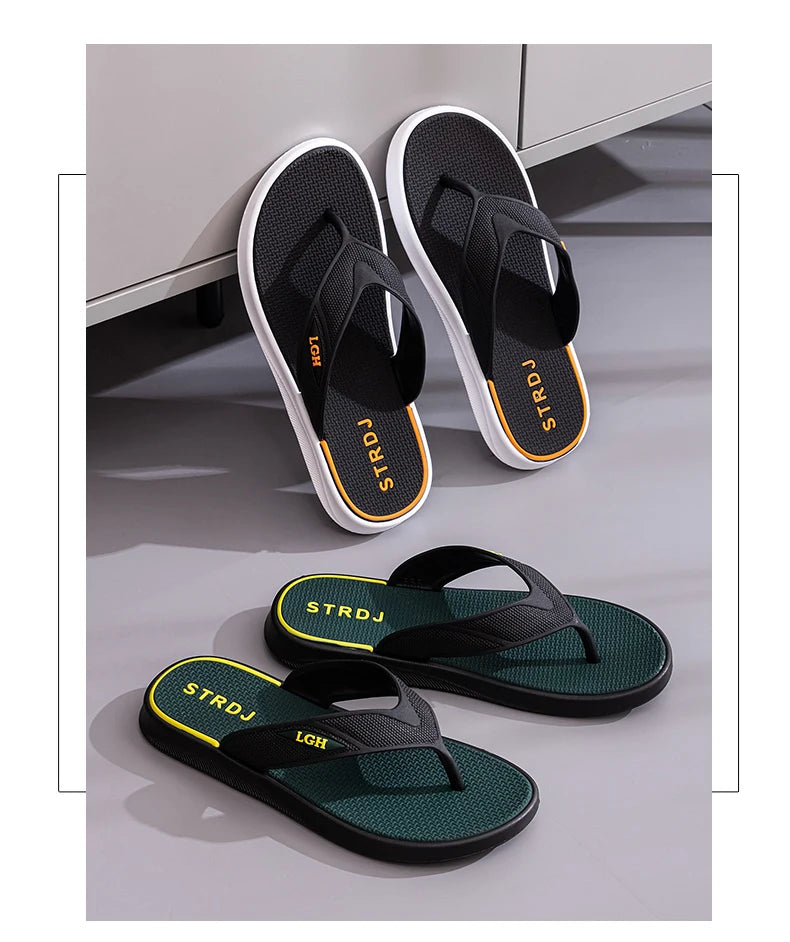 Men's Summer Flip-flops with Anti-odor and Anti-slip Features As Well As Fashionable Super Soft-soled and Trendybeach Flip-flops