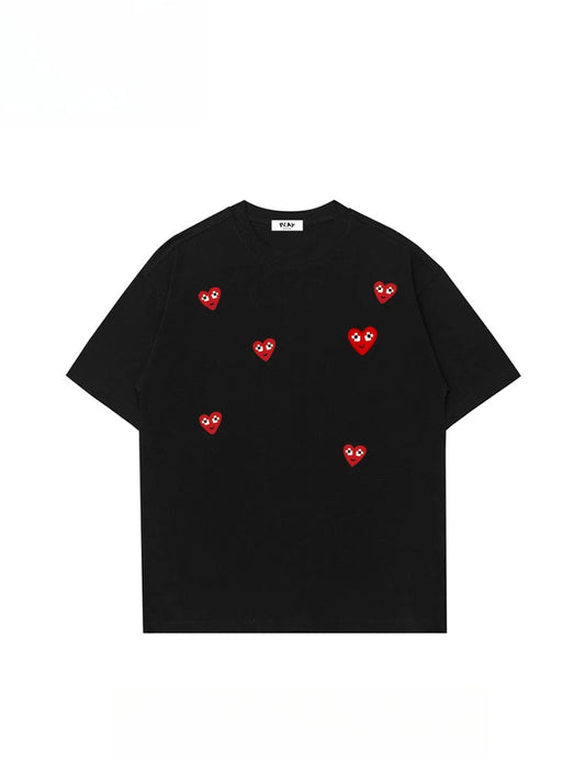 Short-sleeved T-shirts for men are a trendy summer fashion choice, featuring loose and casual prints from trendy brands