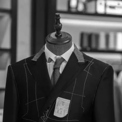 Tailored Three-piece Suit Men‘s Designer Clothe Formal Jacket with Peak Lapel for Celebrities Customized on Demand Men Clothing