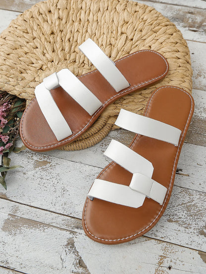 Spring 2025 new fashionable flat-bottomed outdoor versatile, lightweight and wear-resistant one-line beach flip-flops for women