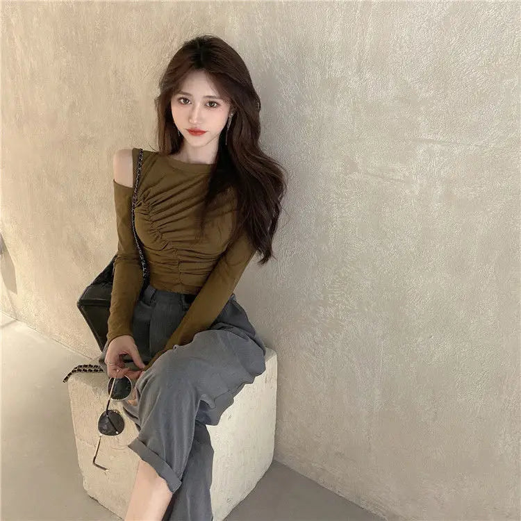 Women's T Shirts Off Shoulder Tees Sexy Plain Slim Black 2024 Tshirts 2000s Trend Female Tops Cool Wholesale Clothes Alt New In