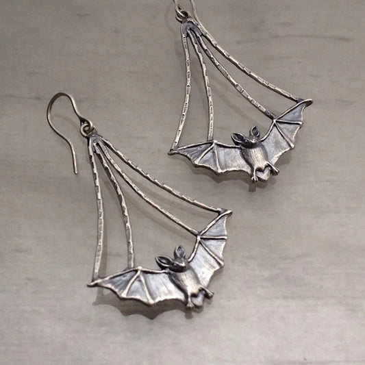 Vintage Metal Artisan Carved Bat Earrings Women's Simple Hip Hop Hook Drop Earrings
