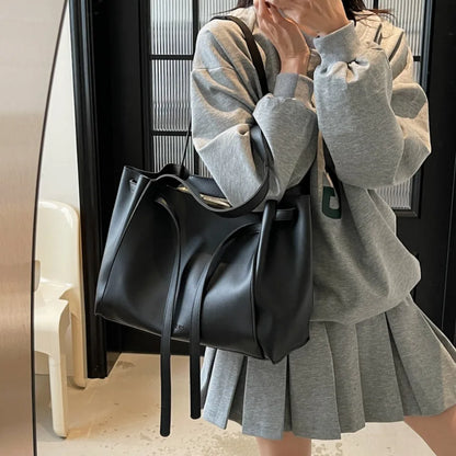 Big Shoulder Hand Commuting Bags for Women Large Capacity Drawstring Bucket Shopping Totes Top-Handle Bag 2025 Latest Handbags