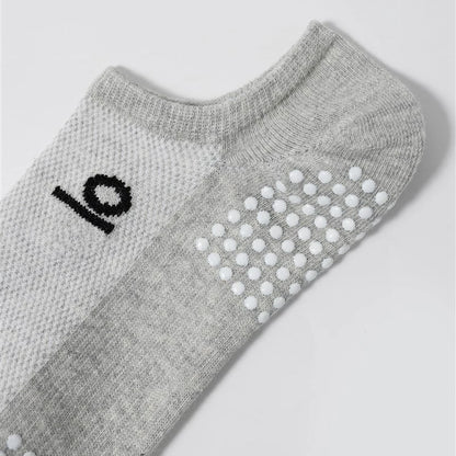 Sports Anti Slip Boat Socks for Women Comfortable and Breathable Cotton Socks Pilates Fitness Indoor Yoga Training Socks
