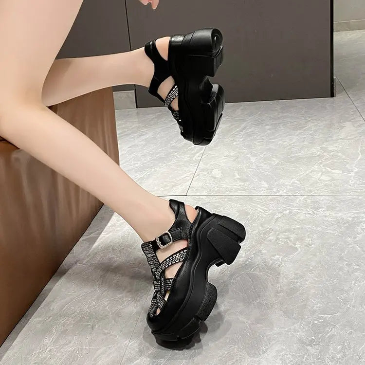 Fashion Brand High Heels Shoes Beach Slippers Chunky Sandals Designer Women Platform Shoes 2025 Summer New Pumps Women Sandals