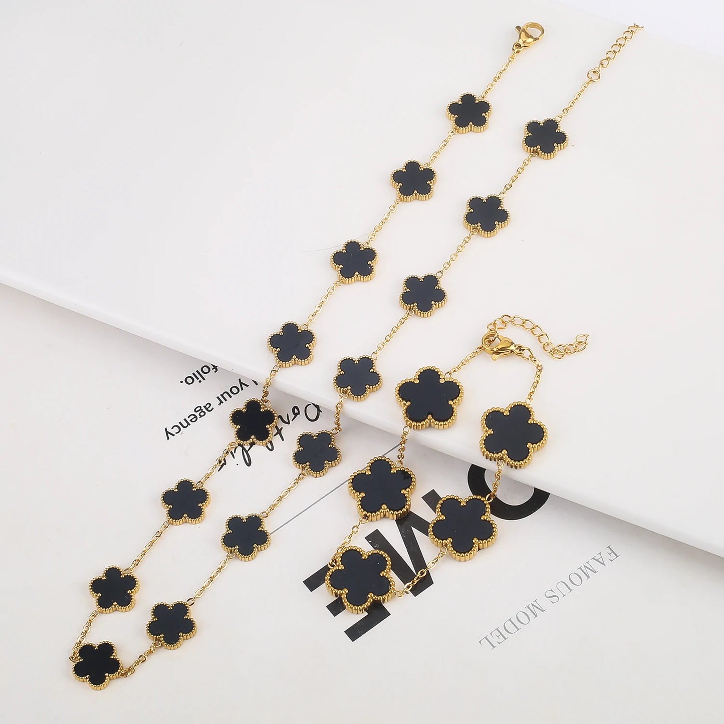 High Quality Hot Selling Plum Blossom Plant Five Leaf Flower Sweater Chain Bracelet Necklace Jewelry Set Stainless Steel Women's