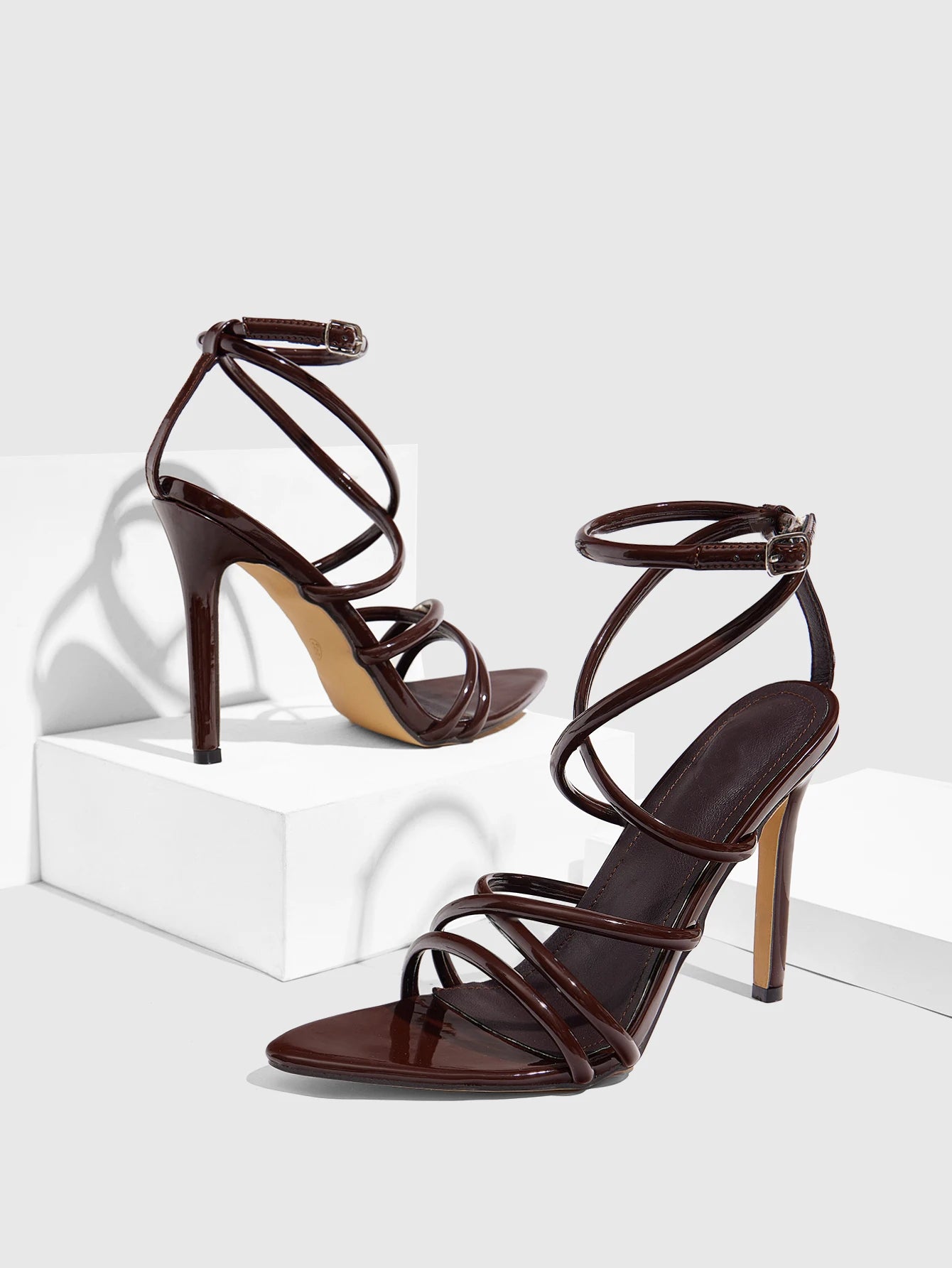 2025 Summer Sexy Ladies High Heels Spaghetti Straps Combination Patent Leather Buckle High Heeled Sandals Women