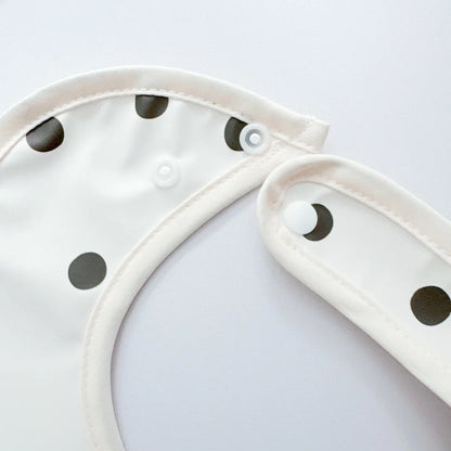 Children's Silicone Bib Baby Feeding Bibs for Newborn PU Soft removable Saliva Towel Waterproof  Dirt Proof Babies Accessories