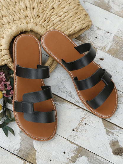 Spring 2025 new fashionable flat-bottomed outdoor versatile, lightweight and wear-resistant one-line beach flip-flops for women