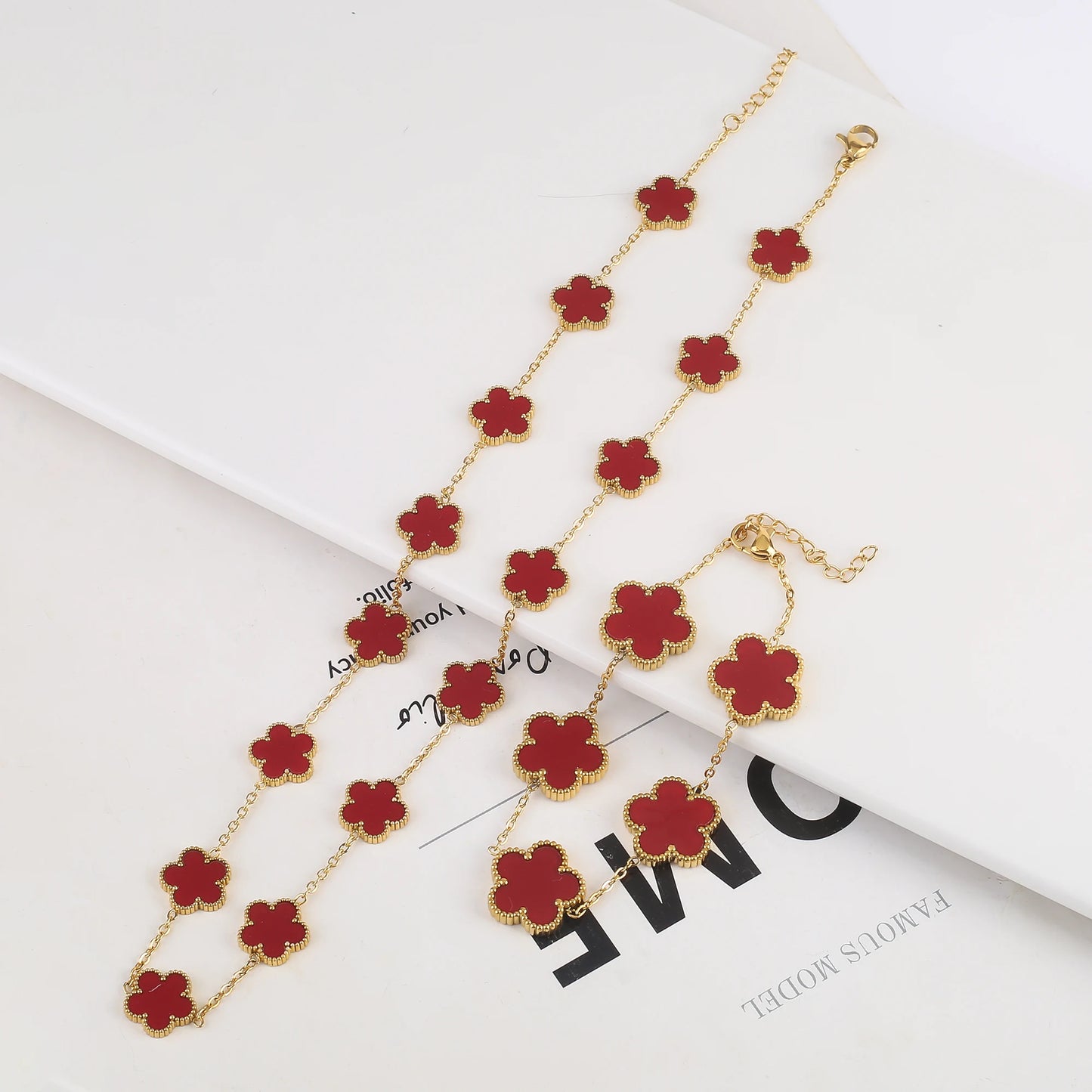 High Quality Hot Selling Plum Blossom Plant Five Leaf Flower Sweater Chain Bracelet Necklace Jewelry Set Stainless Steel Women's