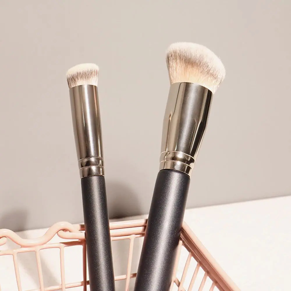 Large Beauty Tool Contour Brush Cosmetic Brush Eyeshadow Kabuki Brush Foundation Concealer Brush Face Brush Makeup Brush