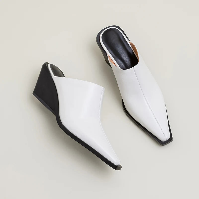 2024 New Women's Leather Lightweight Shoes Fashion Medium Short Heel Summer Wedge Slippers Women's Casual Office Shoes