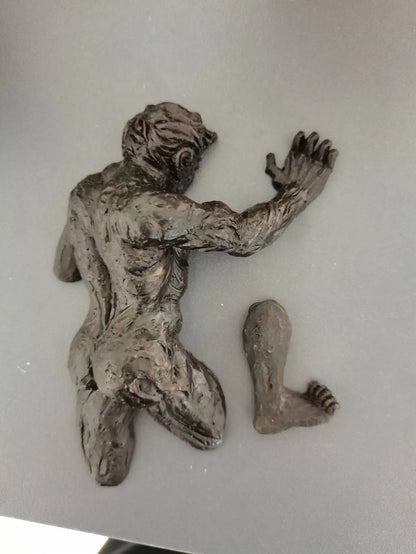 Wall Man Sculpture Home Decor Wall Art Living Room Wall Decoration Resin Handicraft Pendant Home Accessories