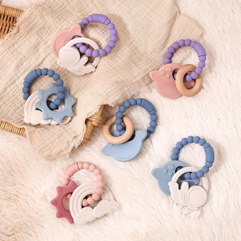 Silicone Teethers For Baby Thing Newborn Chews Food Grade Teethers Training Bed Toy Baby Cartoon Space Feeding Infant Rattle Toy