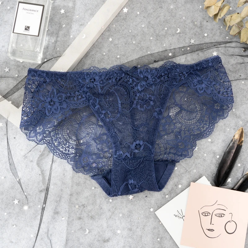 3PCS Hollow Out See Through Underpants Comfortable Briefs Sexy Ladies Lace Transparent Panties Low-Rise Lingerie