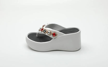 Woman Slippers Flip Flops Slides on Beach Sandals Waterproof Stylish Shoes for Women Top Designs Shoe Clappers Summer Sale