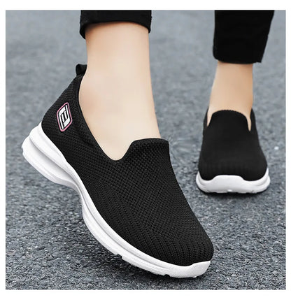 Women Vulcanized Shoes High Quality Sneakers Slip on Flats Men Loafers Breathable Mesh Walking Sneakers Women Sneakers