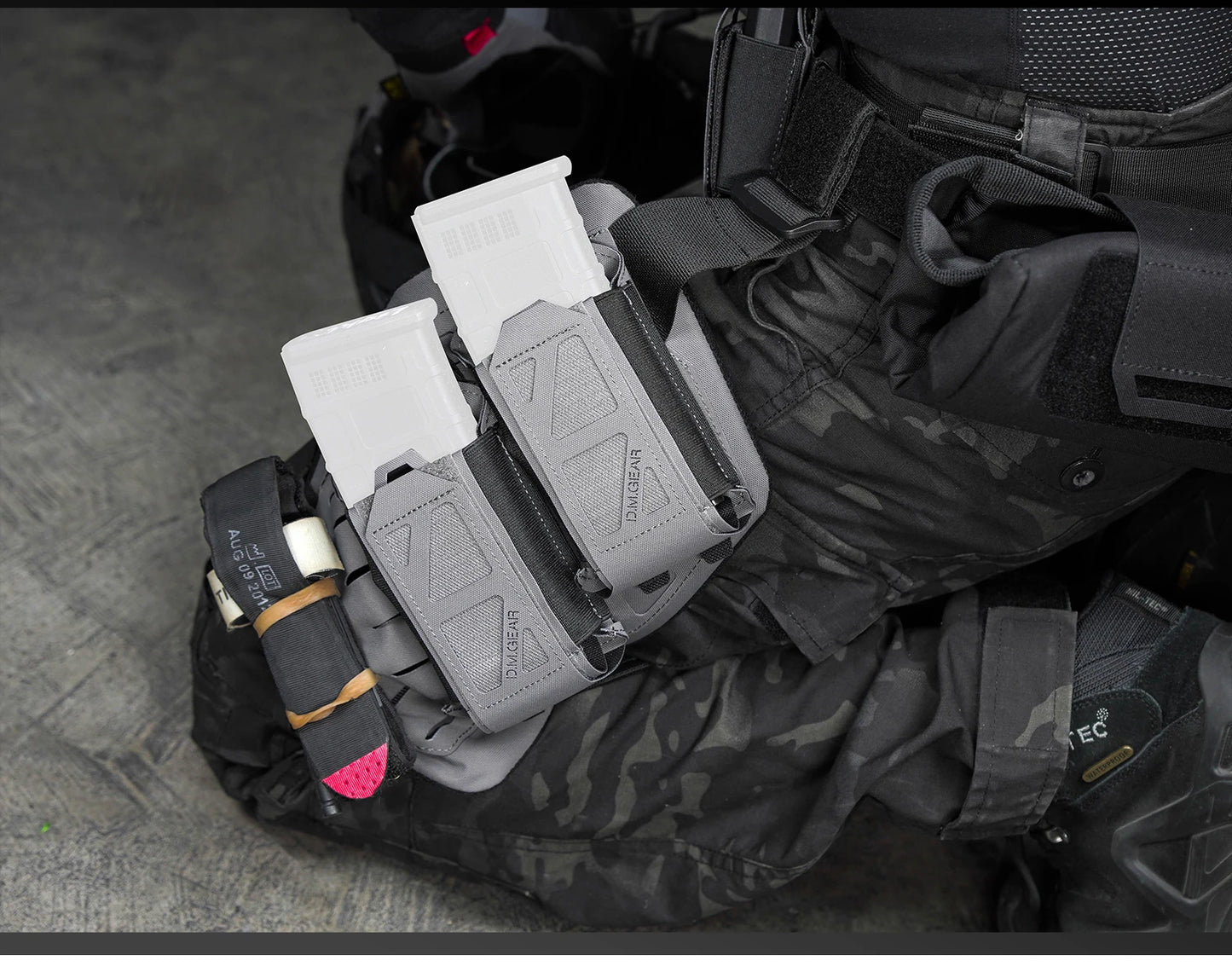 Tactical Leg Holster Magazine Pouch Hunting Airsoft Plate Carrier Molle Drop Platform Thigh Protector Glock Camping Outdoor Spor