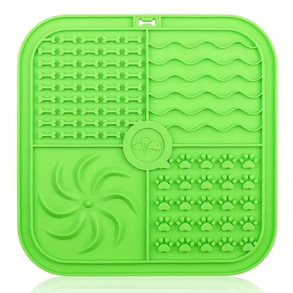 Silicone Slow Feeder Mat Pet Lick Pet Slow Food Plate Bathing Distraction Silicone Dog Sucker Food Training Dog Feeder Supplies